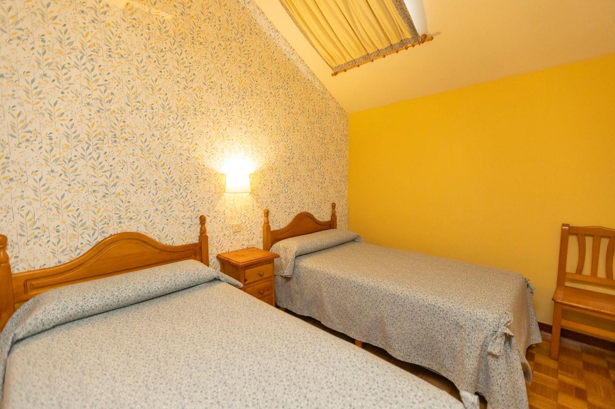 Escuder Apartamentos Turisticos Ribadeo Exterior foto